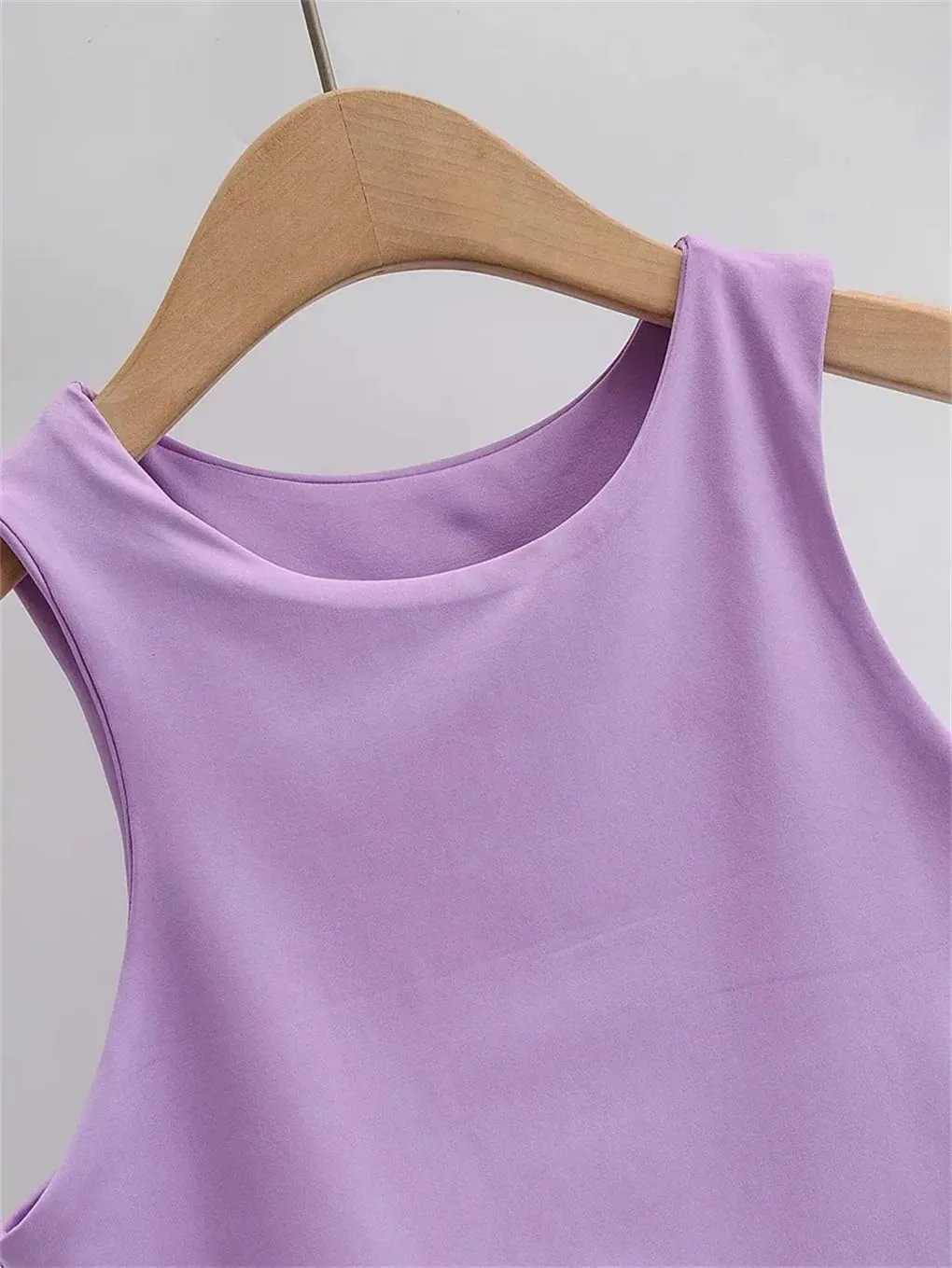 Women's Solid Color Slim Fit Short Camisole Top