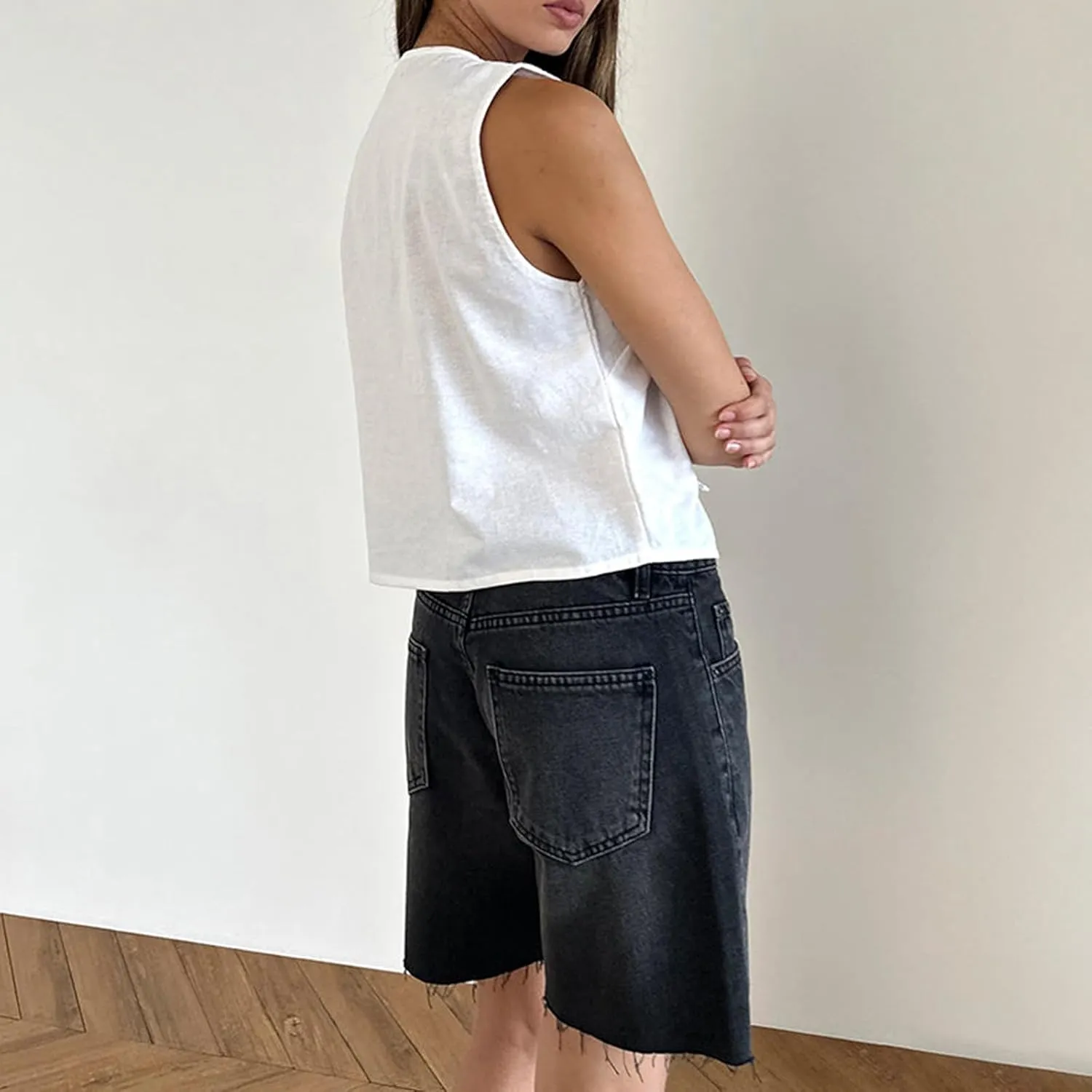 Y2K Sleeveless Tie Front Top for Women Deep V-Neck Lace Up Bow Tank Tops Summer Vintage Vest Crop Top